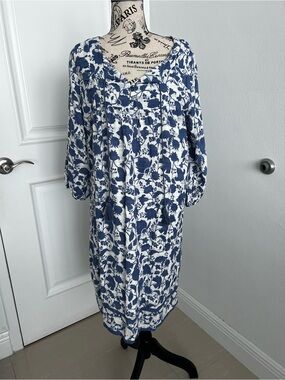 Studio Blue & White Floral Midi Dress